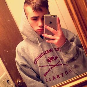 Meet your Posher, Christopher